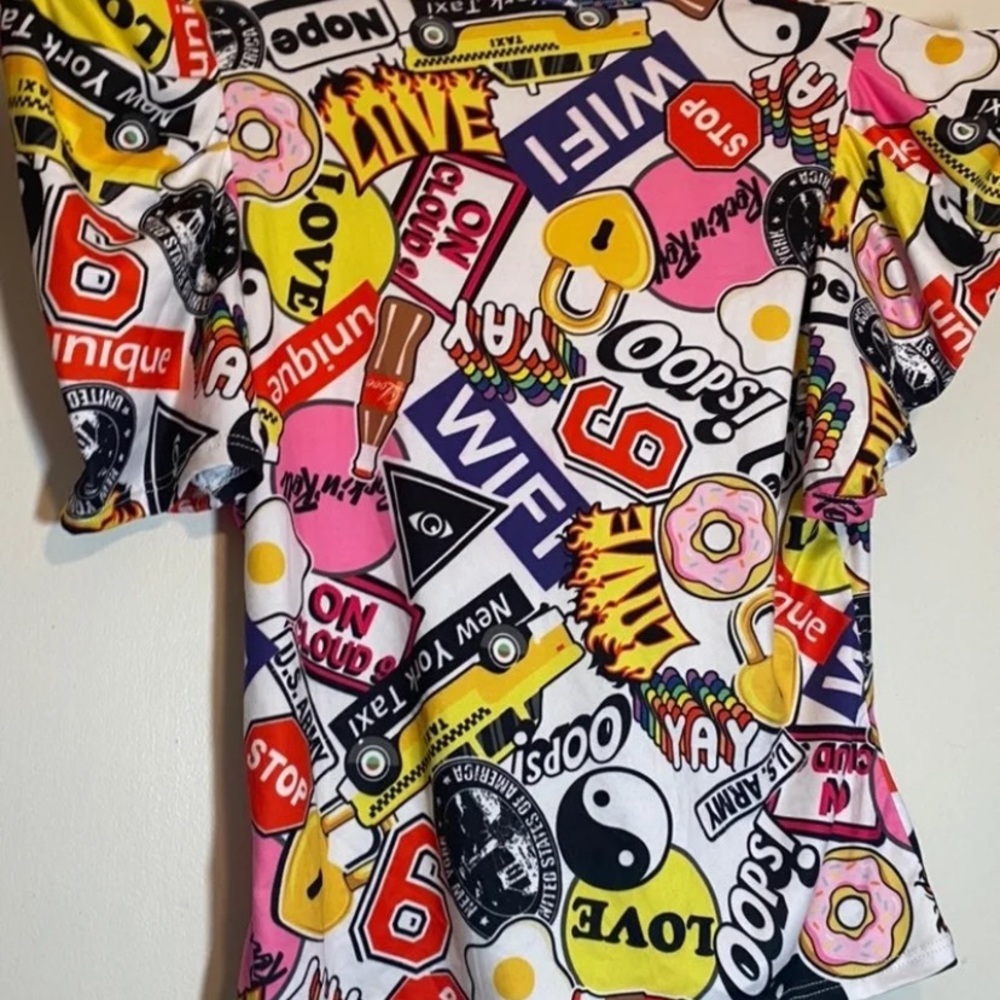 Trendy women’s top